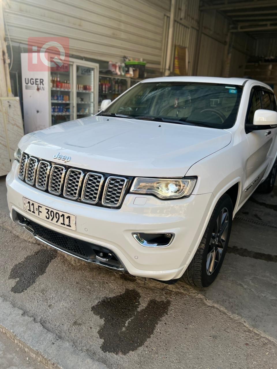 جیپ گراند شیرۆکی
